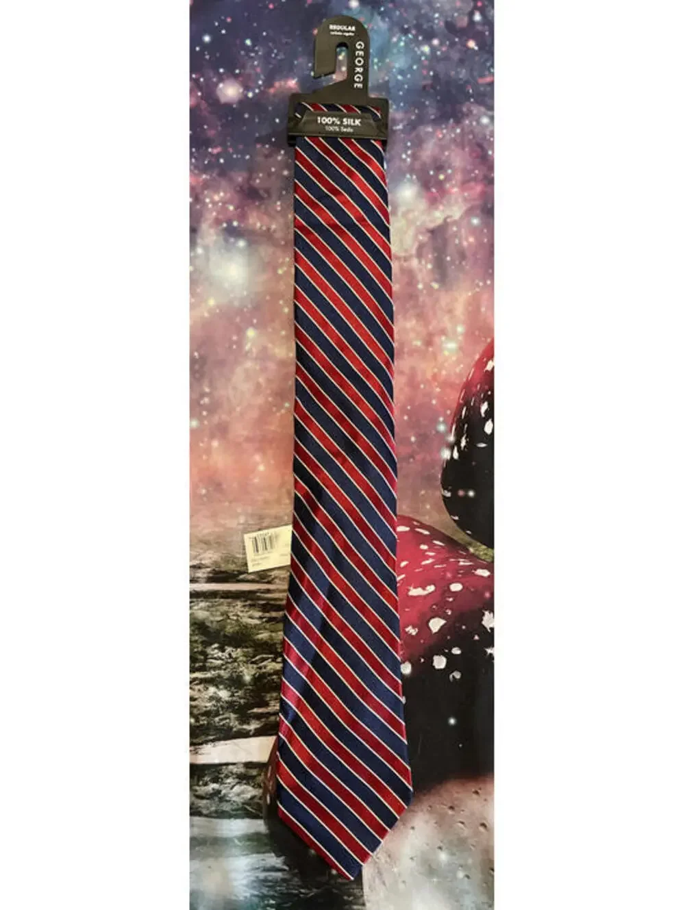 George Mens Blue & Red 100% Silk Pointed Neck Tie NWT! M1420